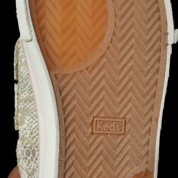 KEDS Jumpkick Sneakers - Picture 3 of 3